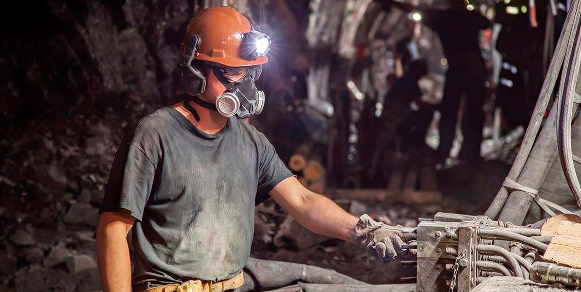 Mining-challenges-03.jpg